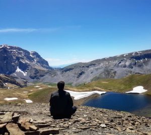 Meditating with the Dragons 🧘🏽‍♂️🐉
#hikingadventures
#dragonlake 
#natureaddict
#exploregreece